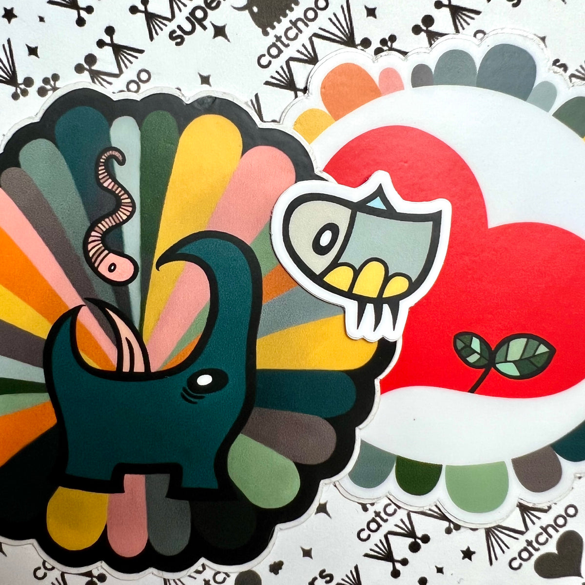 monster eats worm supersticker – Catchoo